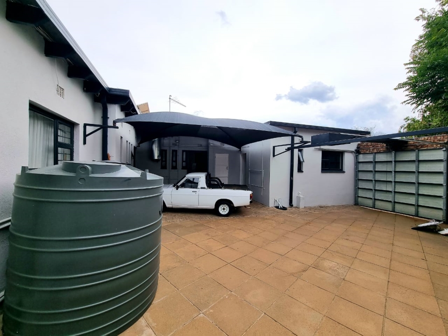 4 Bedroom Property for Sale in Monument Heights Northern Cape